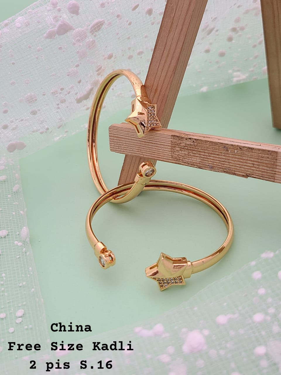 China Designer Daily Wear Kadli Bracelets Wholesale Price In Surat
